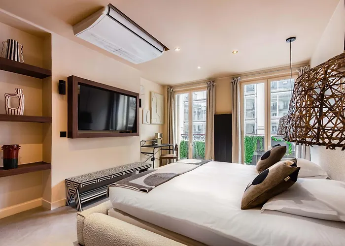 Nochichi-collections - Pont-neuf Appartement Paris